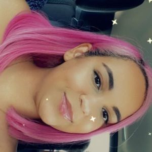 Meet your Posher, Sarahis